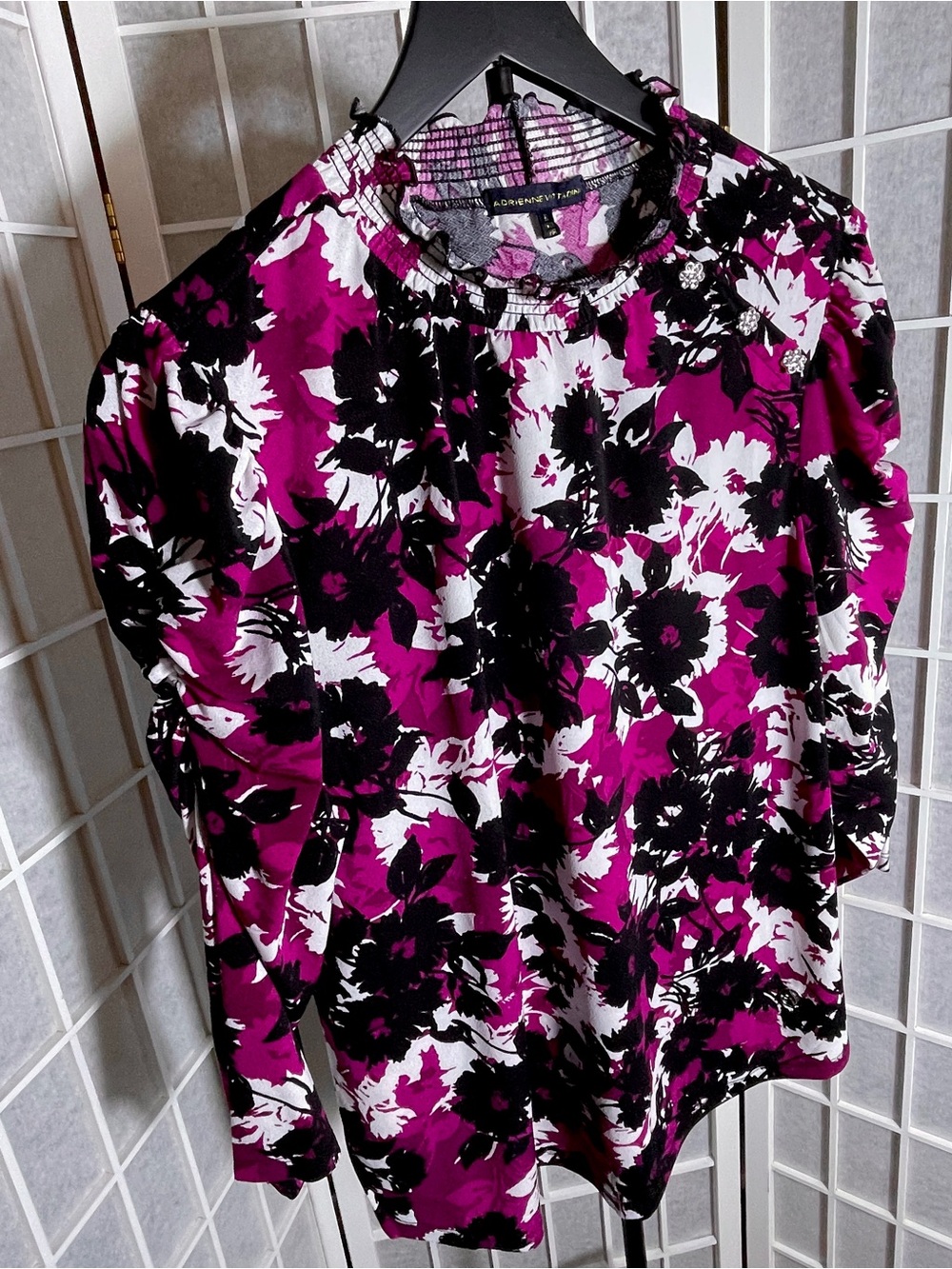 Festive, Rhinestones BLK/White/Fuchsia Floral Puff-Sleeve Top, 3/4 Sleeves, NWOT